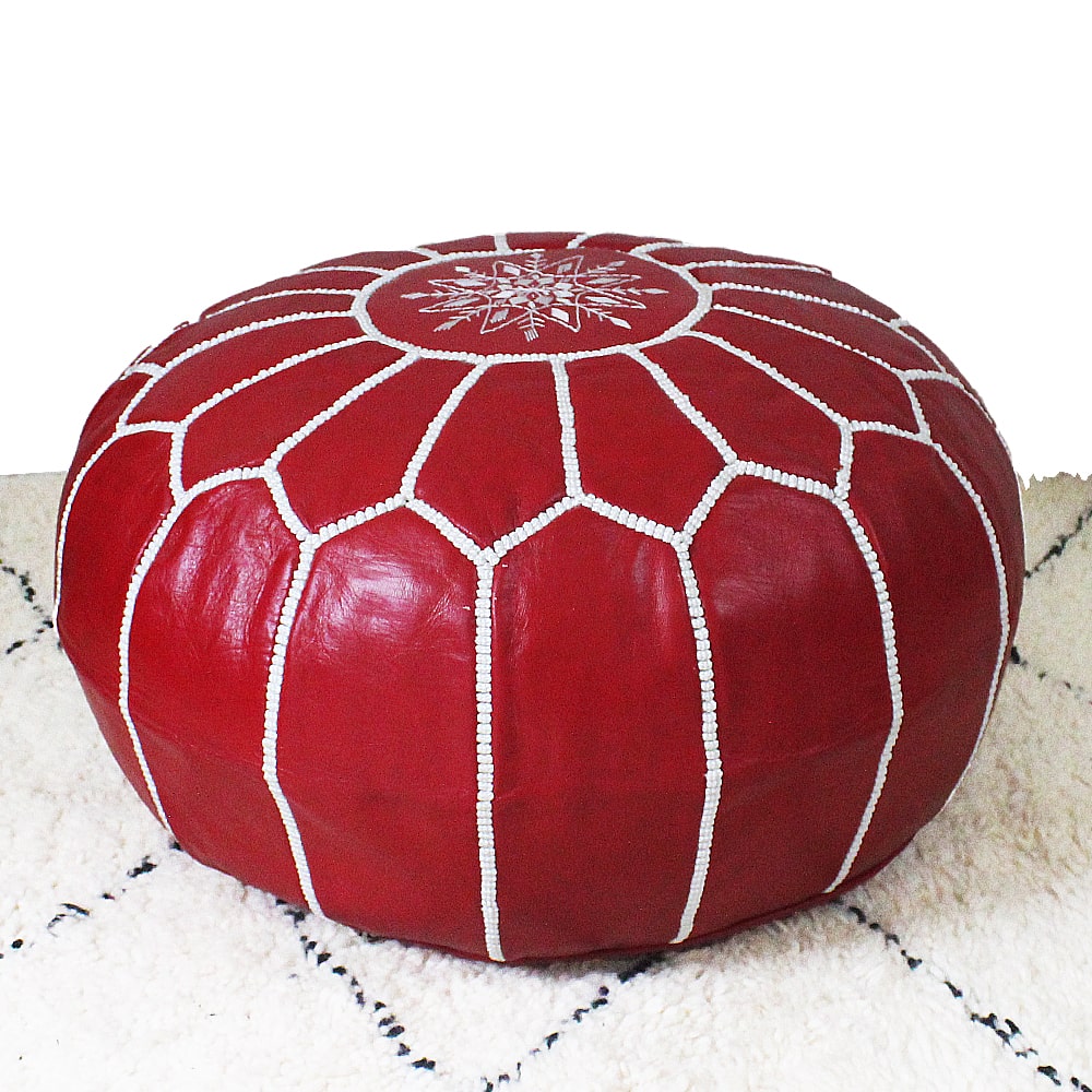 Puf de cuero bordado rojo Marrakech