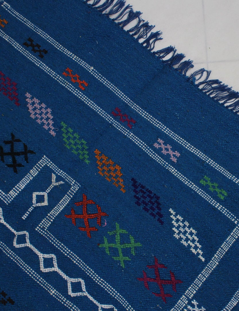 Alfombra bereber de lana azul Bejaâd