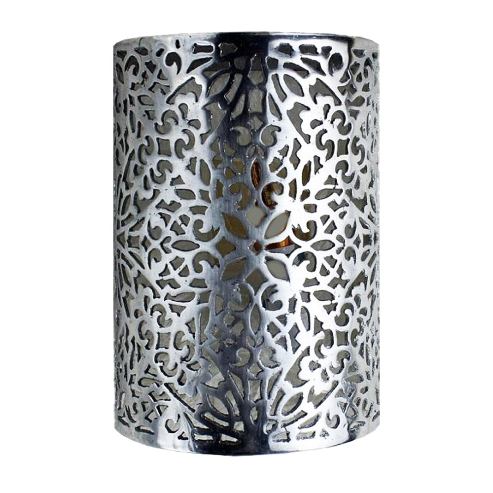 Aplique de aluminio cincelado