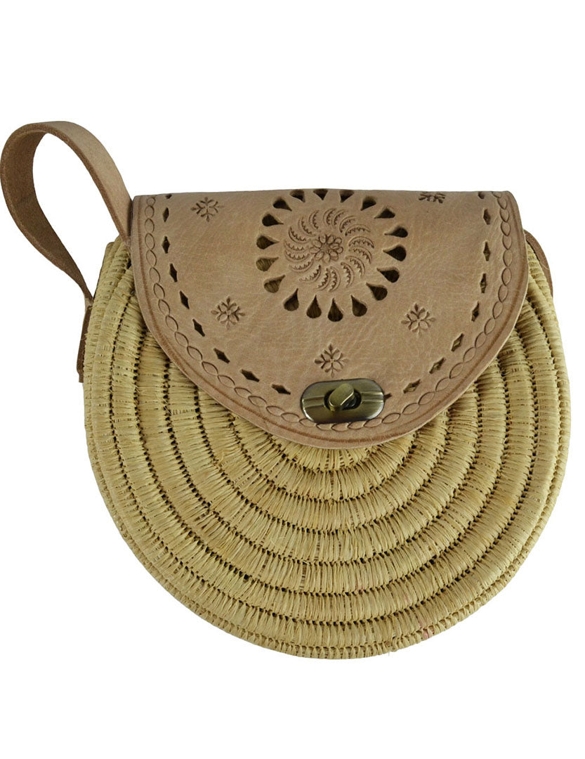 Bolso bandolera redondo de piel y mimbre
