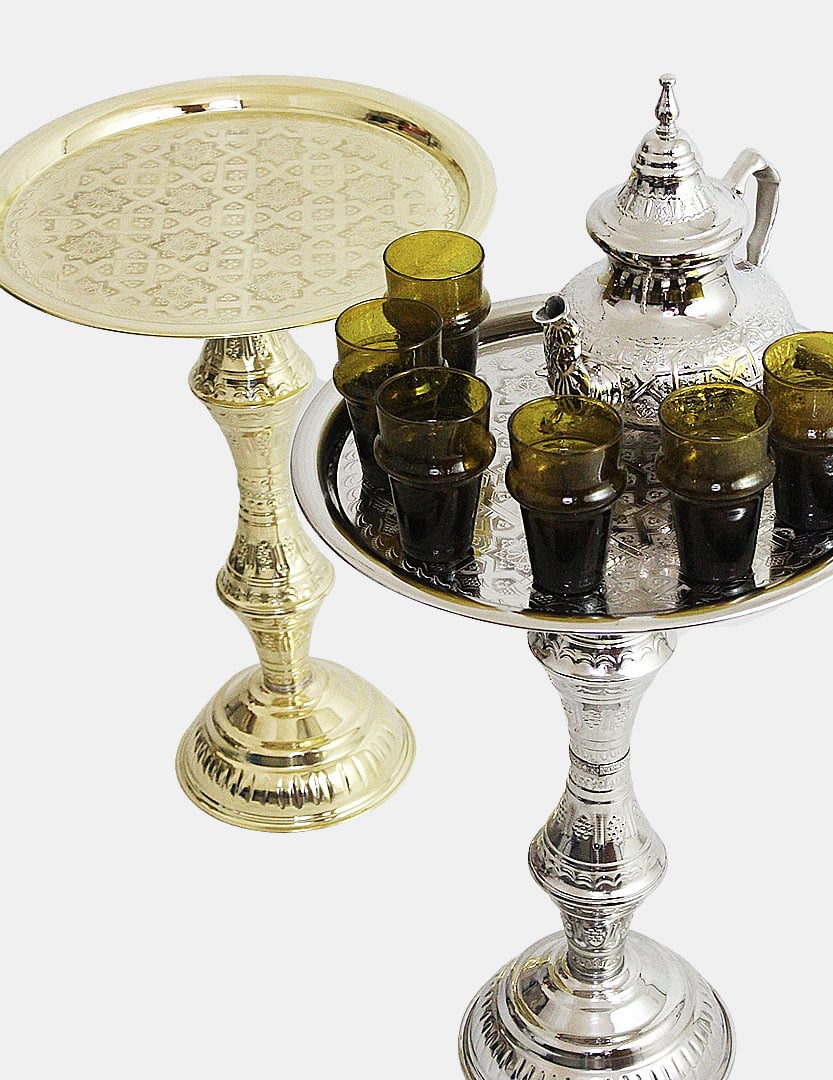 mesa de té de metal